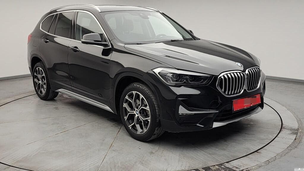 2023 BMW X1 S Drive  thumbnail 2