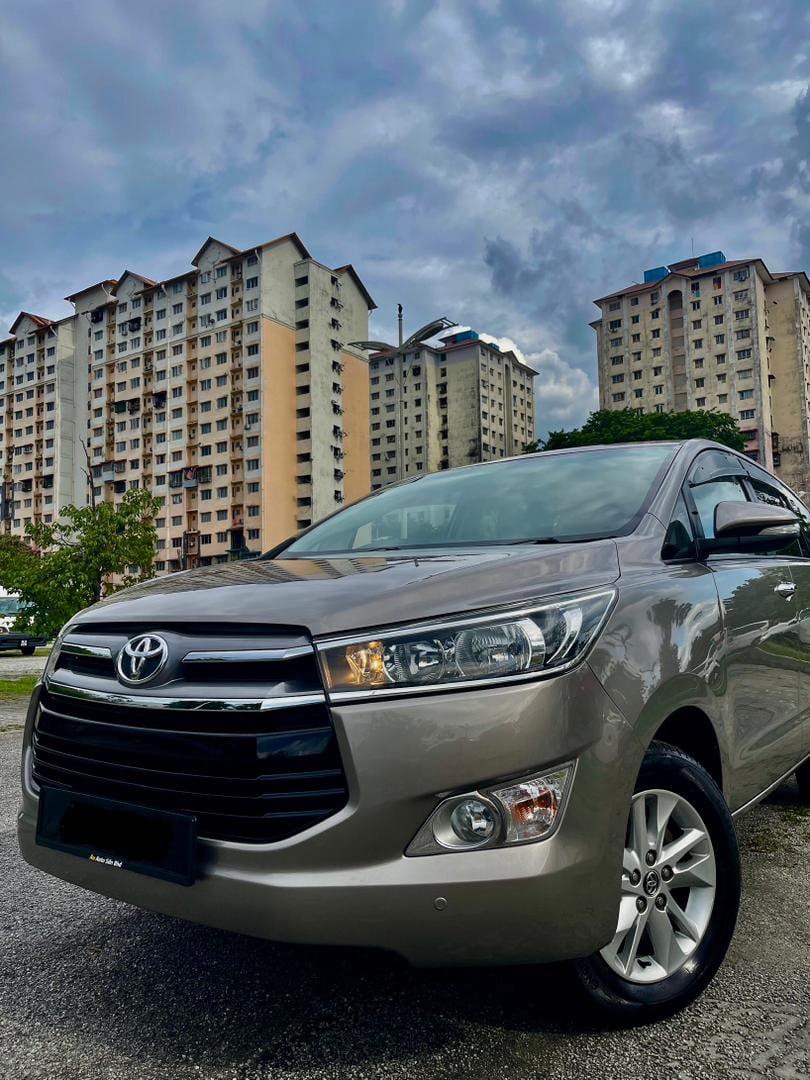 2023 Nissan Almera VLT Turbo - image 1