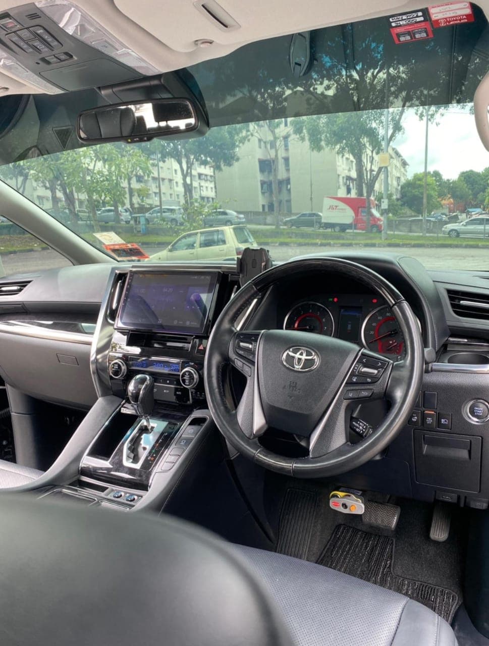 2021 Toyota Vellfire ZG - image 1