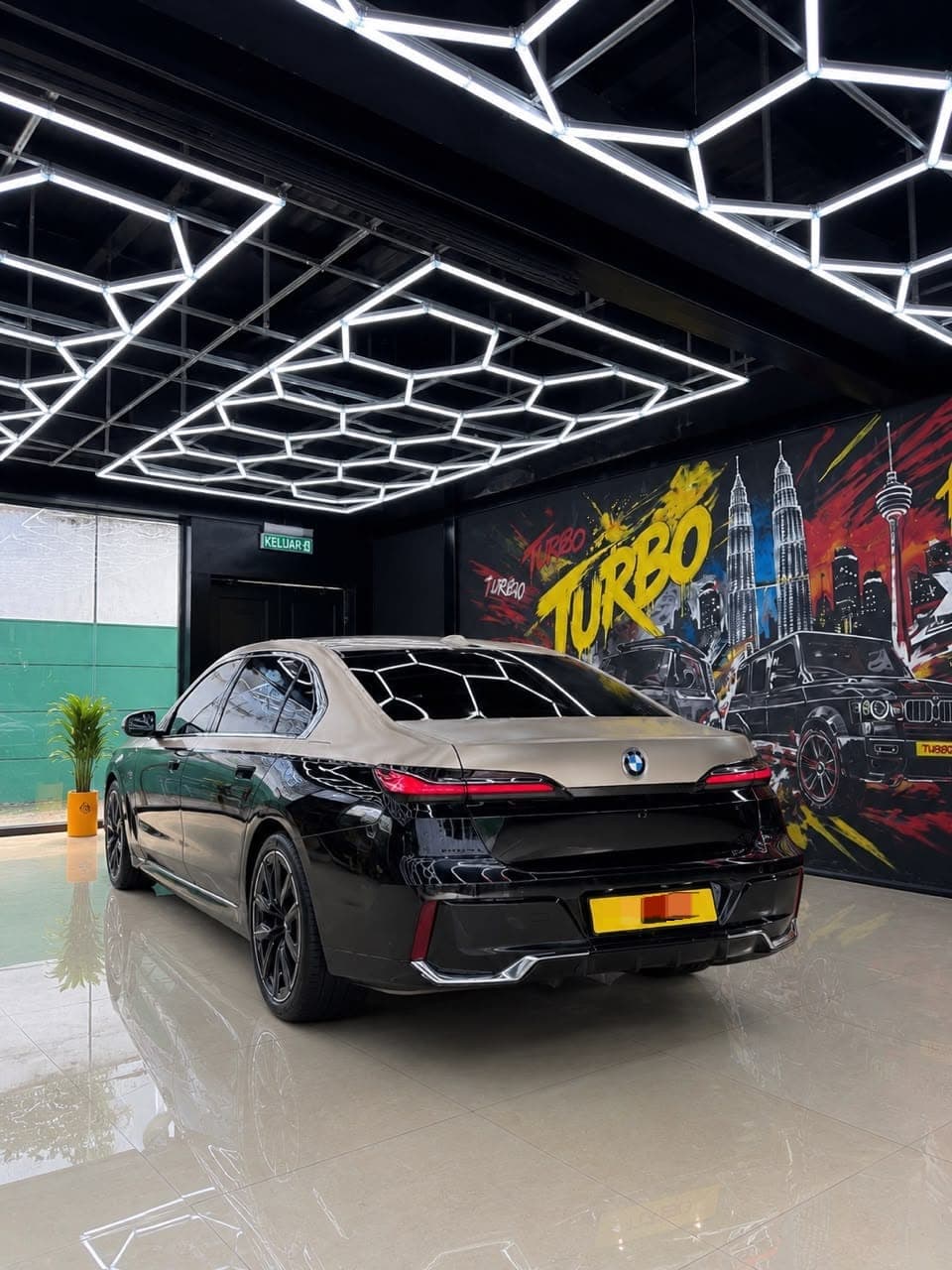 2025 BMW I7 G70 — Car Rental Malaysia
