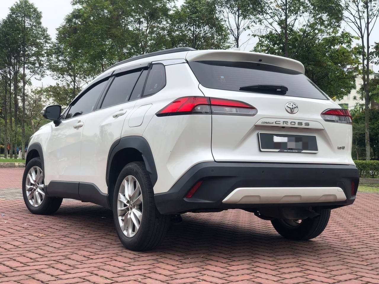 2023 Toyota Cross 1.8 — Car Rental Malaysia
