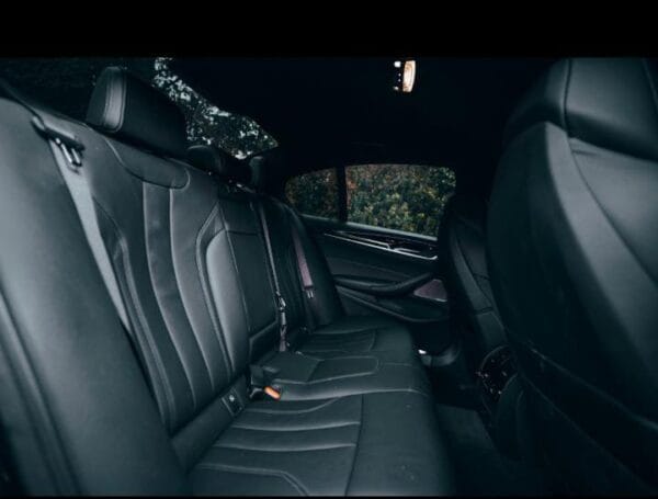 BMW M5 - Image 5