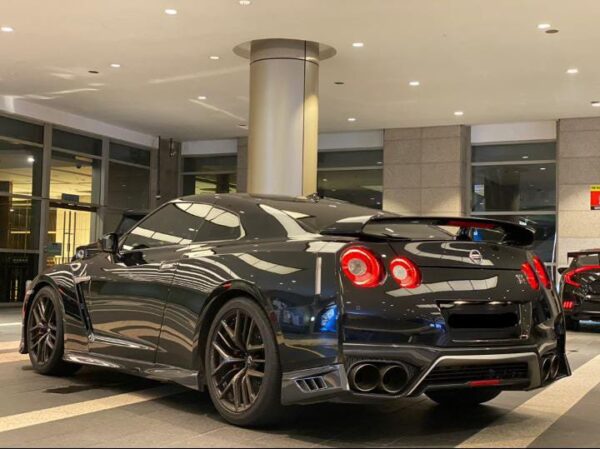 Nissan GTR 2019